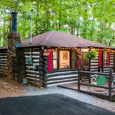 Log Cabin Motor Court Asheville Exterior photo