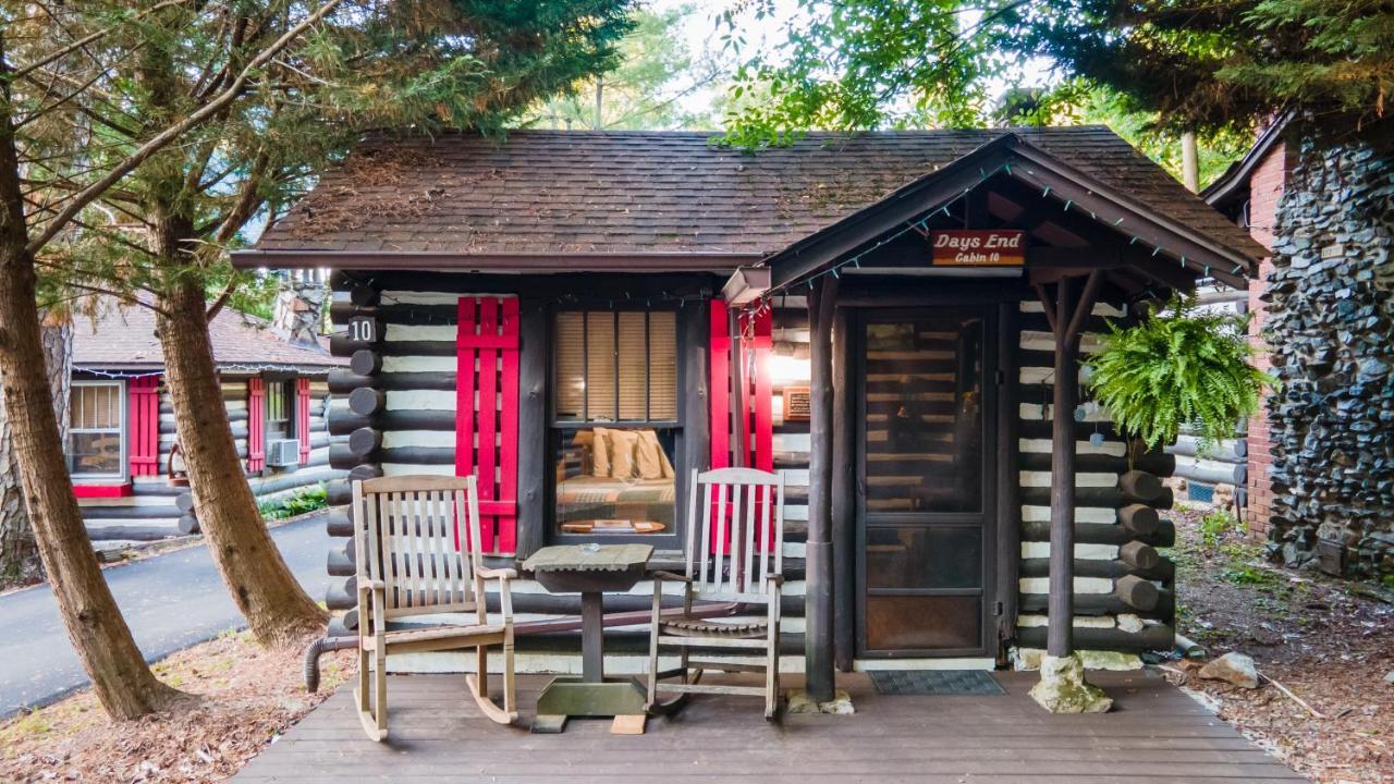Log Cabin Motor Court *